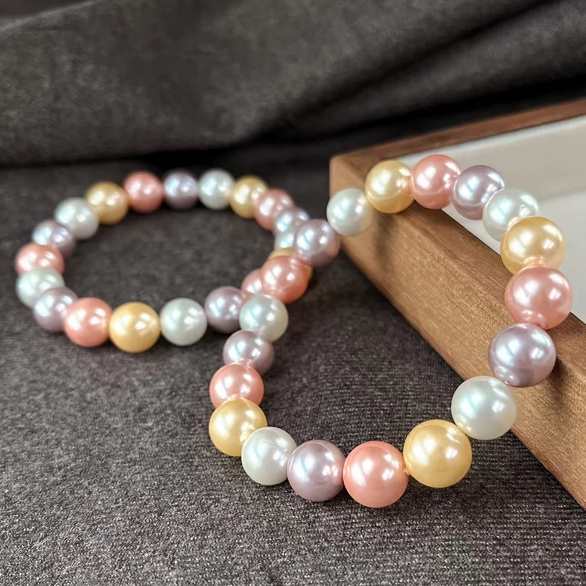 Pastel Pearl Bracelet | Stöd bröstcancer