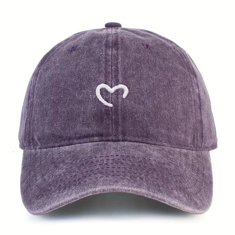 Embroidered Heart Hat | Stöd Bröstcancer