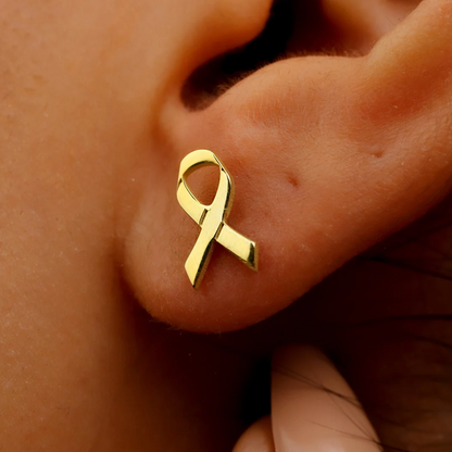 Sara Ribbon Stud Earrings |  Stöd bröstcancer