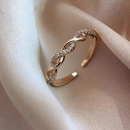 Elegance Twisted Ring | Stöd Bröstcancer